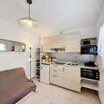 T2 Avec Terrasse Sud, Parking, Wifi, Animaux Acceptés - Proche Thermes Et Centre - Fr-1-451-192 Appartement