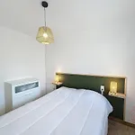 Appartement T2 Avec Terrasse Sud, Parking, Wifi, Animaux Acceptés - Proche Thermes Et Centre - Fr-1-451-192 Lamalou-les-Bains