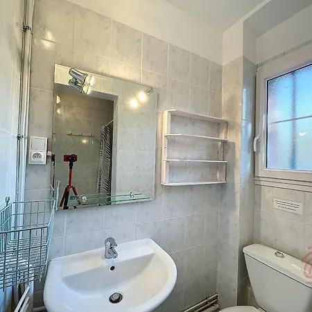 T2 Avec Terrasse Sud, Parking, Wifi, Animaux Acceptés - Proche Thermes Et Centre - Fr-1-451-192 Appartement